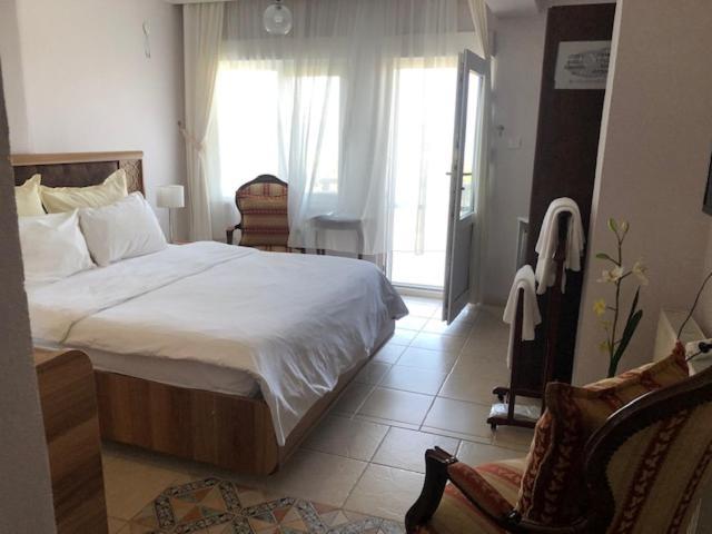 Cunda Asiyan Otel Ayvalı Eksteriør bilde